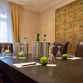 PrivacyRoom im Hotel St. Gotthard fuer Meetings und private Lunches