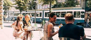 Frühstück Colazione Piazzetta Terrasse Zürich St. Gotthard